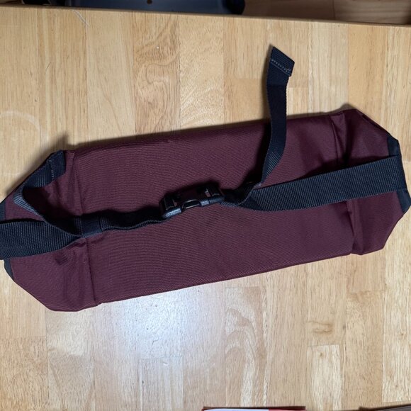 Eddie Bauer Waist Fanny Crossbody Pack Bag Purse Day Pack New Without Tags - Picture 8 of 9